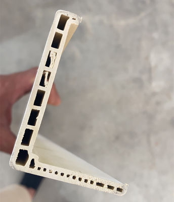 良い価格 防水イスラエルの木製の内部ドアのArchitraveのアパートの使用 オンライン