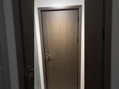 グリーンで健康的な生活環境のための持続可能で環境に優しいWPC中空ドア